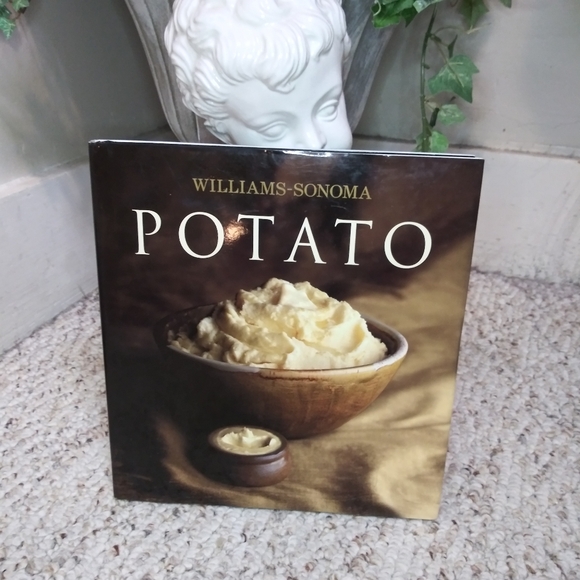 Vintage 2002 Williams Sonoma 40 Recipe Potato Cookbook - Picture 1 of 10